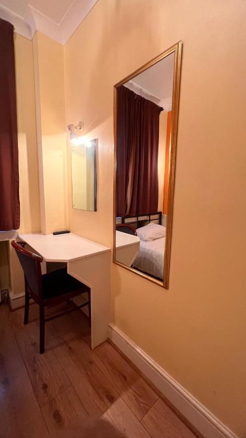 Gresham Hotel Bloomsbury ลอนดอน ภายนอก รูปภาพ